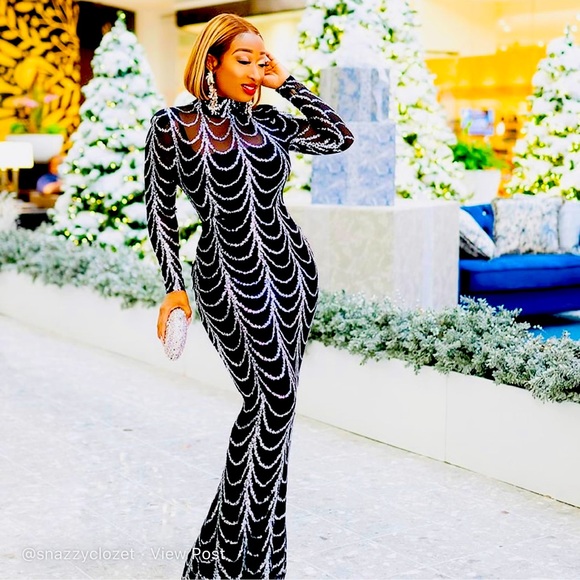 Black and White Lace Maxi Dress - Picture 1 of 1